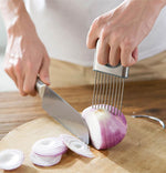 Comb-like onion holder
